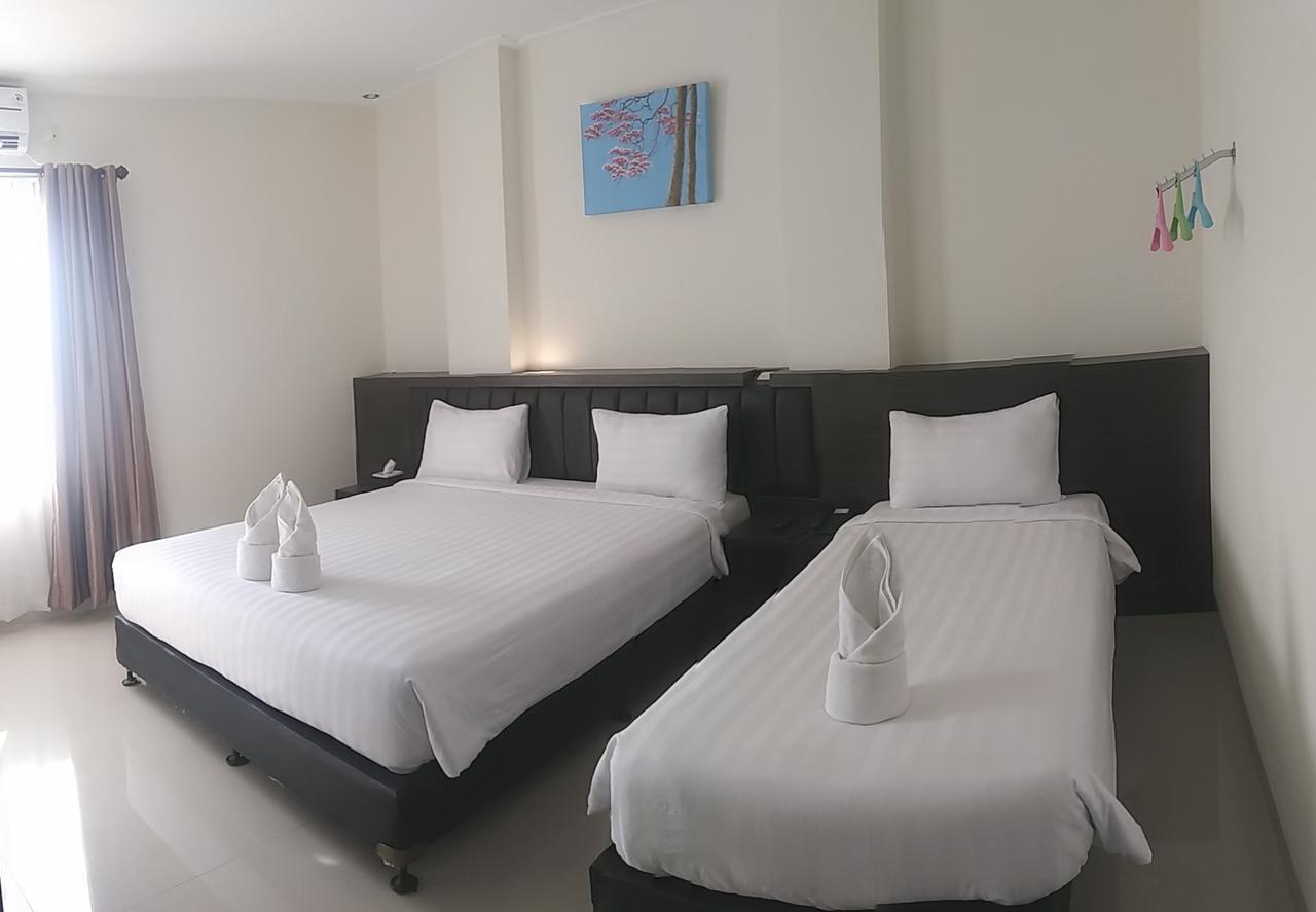 Grand Indobaru Hotel Selatpanjang Экстерьер фото