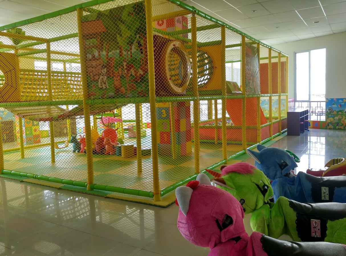 Grand Indobaru Hotel Selatpanjang Экстерьер фото